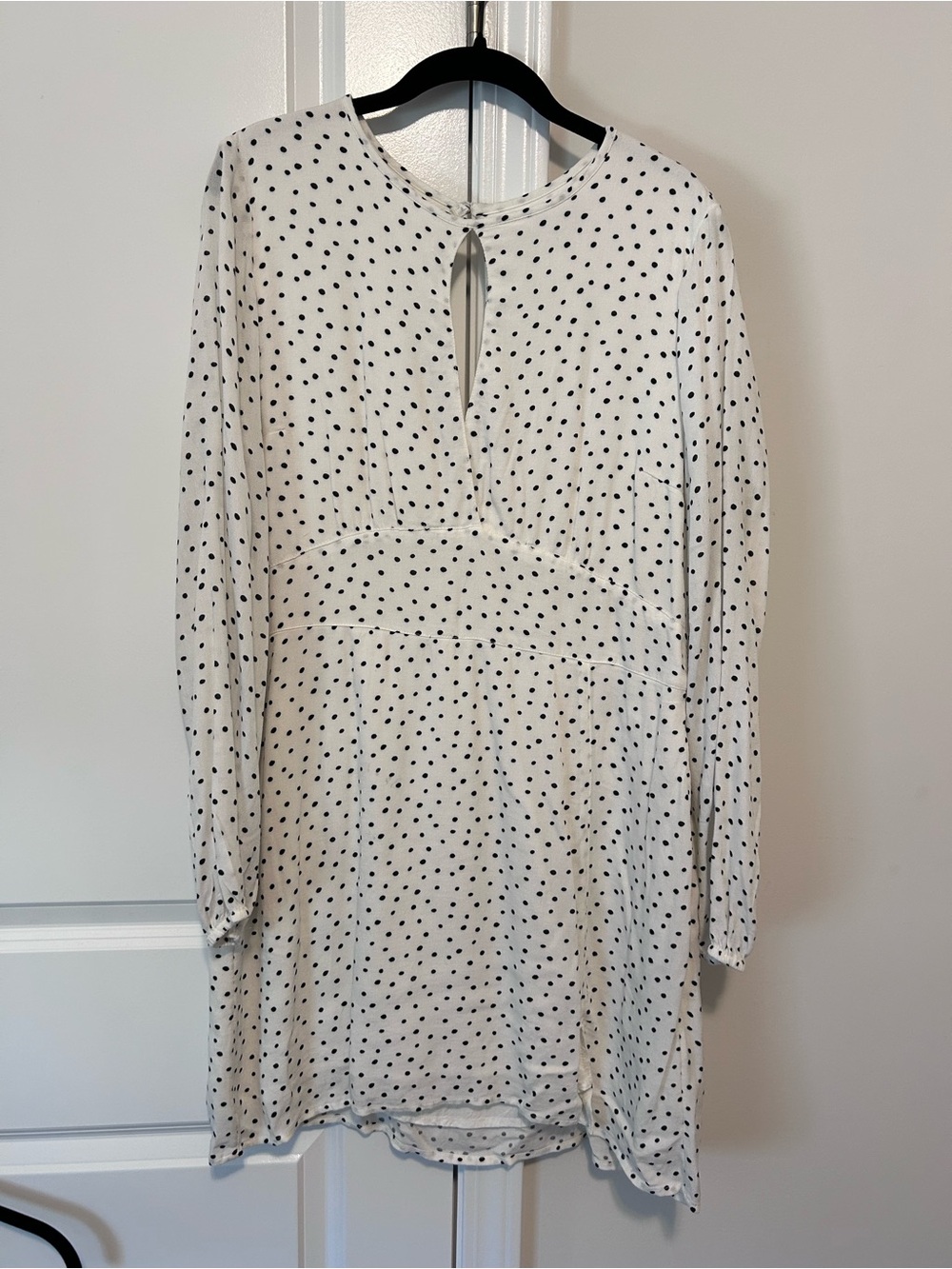 Abercrombie & Fitch White Mini Dress with Black Polka Dots